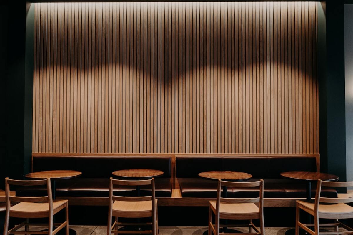 Luminous Slat Walls: Integrating LED Lines into Acoustic Wood Panels